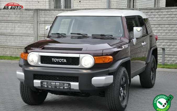 bełchatów Toyota FJ cena 85900 przebieg: 203000, rok produkcji 2007 z Bełchatów